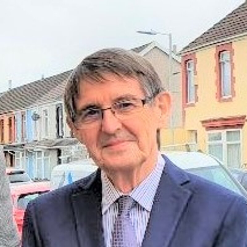 Profile Picture of Graham Thomas